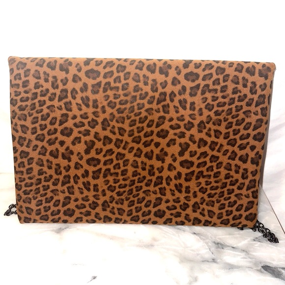 Bam Forever Cheetah Print Envelope Purse Chain Strap - Picture 2 of 8